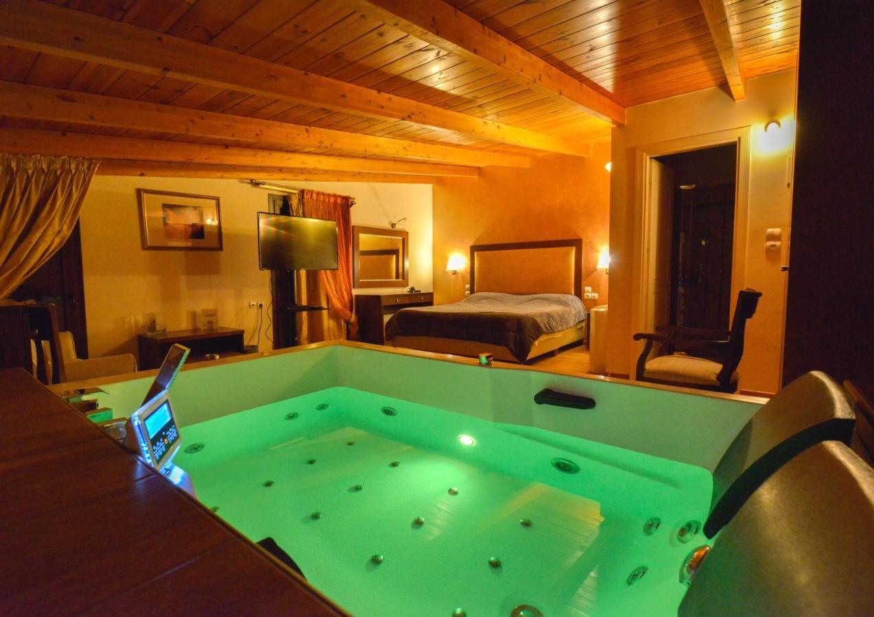 Hotel Chris Athén Kültér fotó
