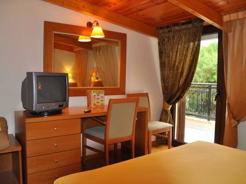 Hotel Chris Athén Kültér fotó